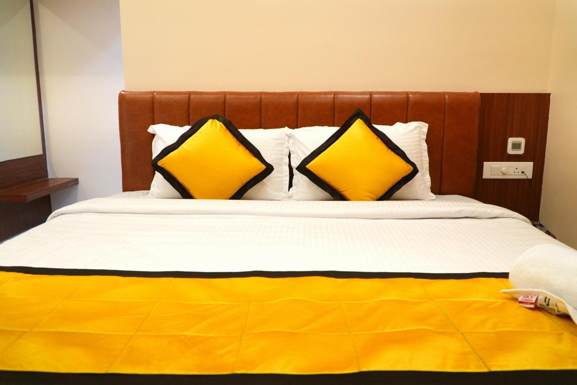 Uj Pallazzio - Business Class Luxury Hotel Tiruvannāmalai المظهر الخارجي الصورة