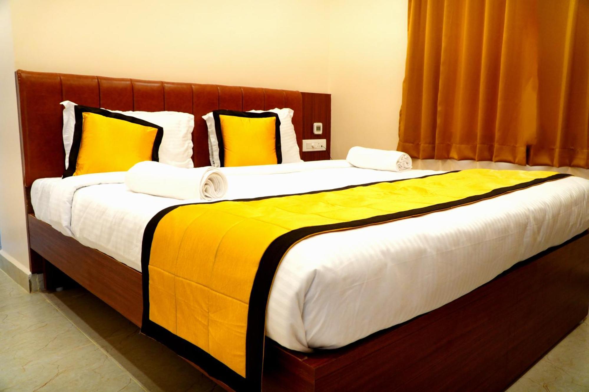 Uj Pallazzio - Business Class Luxury Hotel Tiruvannāmalai المظهر الخارجي الصورة