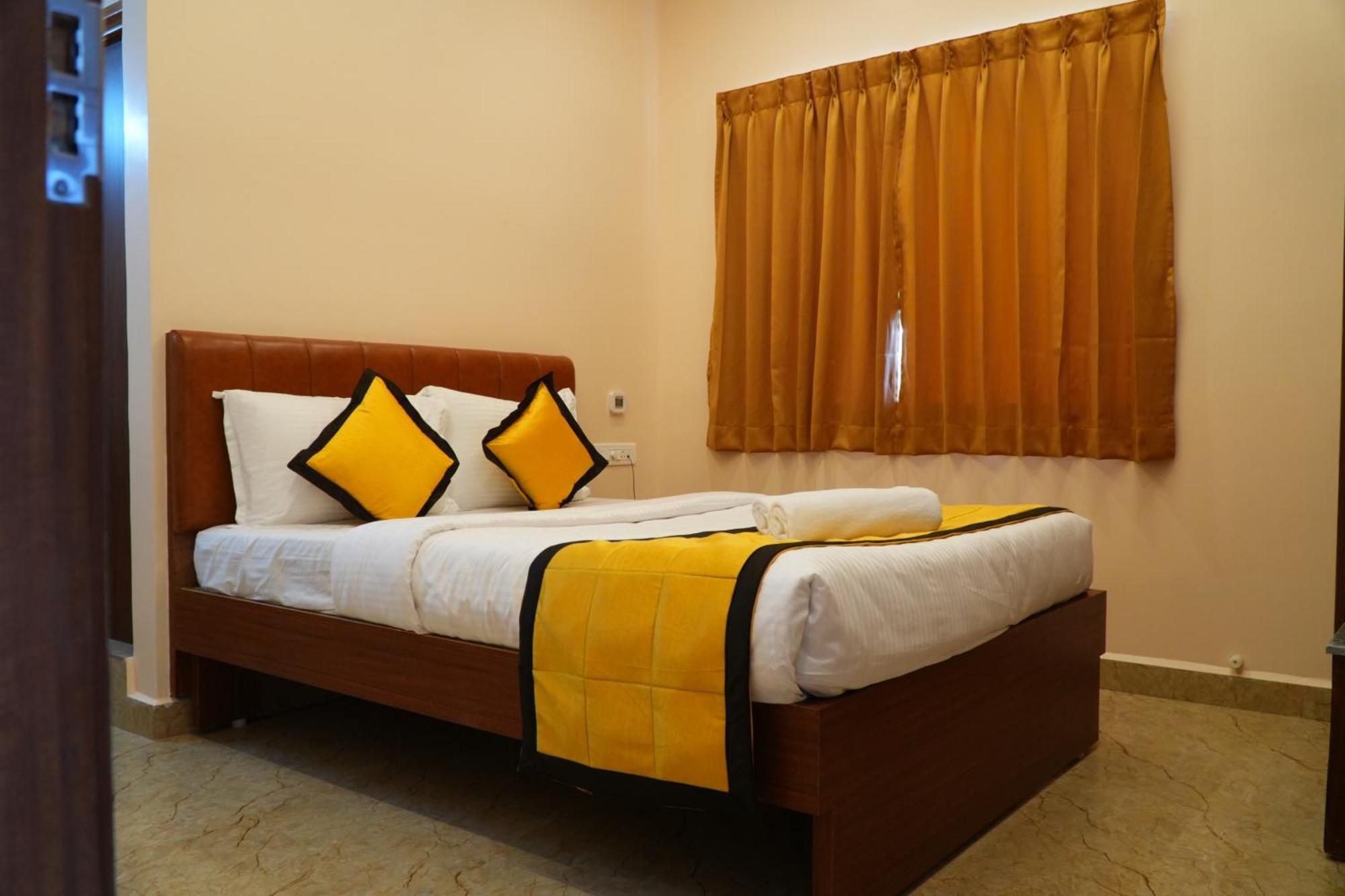 Uj Pallazzio - Business Class Luxury Hotel Tiruvannāmalai المظهر الخارجي الصورة