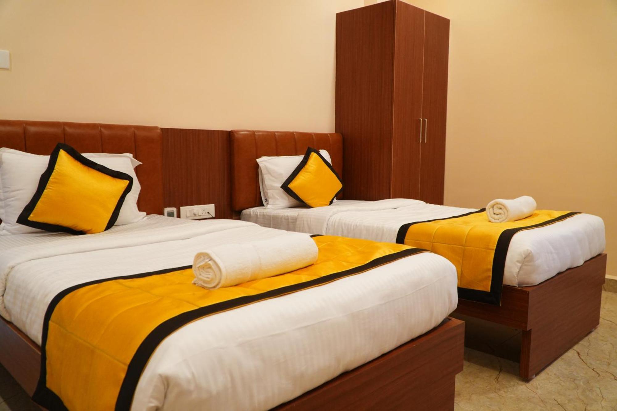 Uj Pallazzio - Business Class Luxury Hotel Tiruvannāmalai المظهر الخارجي الصورة